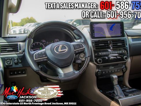 Used 2023 Lexus GX 460 Premium w/ Premium Package AWD/4WD image 6