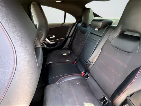 Used 2022 Mercedes-Benz CLA 250 image 18