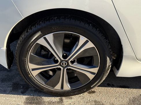 Used 2021 Nissan Leaf SL Plus image 34