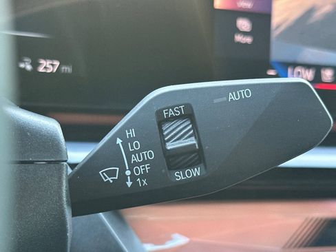 Certified 2024 BMW i5 eDrive40i w/ M Sport Package image 34