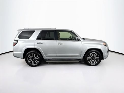 Used 2018 Toyota 4Runner Limited image 11