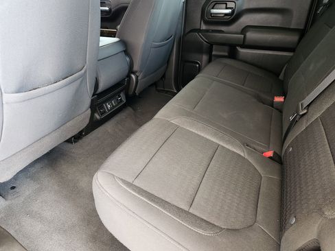 Used 2021 Chevrolet Silverado 1500 LT image 31