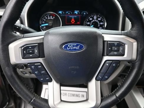 Certified 2020 Ford F150 Lariat w/ Trailer Tow Package AWD/4WD image 18