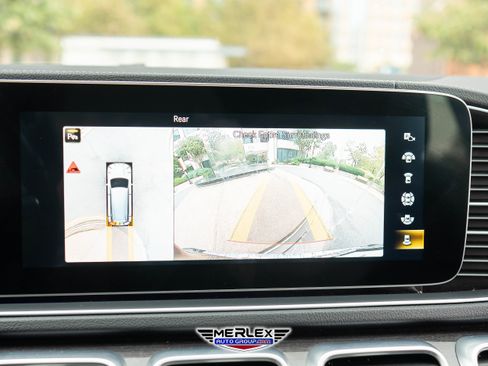 Used 2020 Mercedes-Benz GLS 450 4MATIC image 32