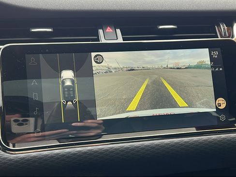 Used 2023 Land Rover Range Rover Evoque R-Dynamic S image 22