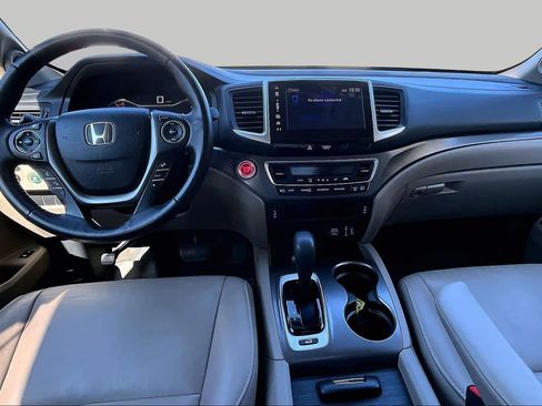 Used 2017 Honda Pilot EX-L image 16