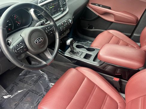 Used 2017 Kia Sorento SX AWD/4WD image 11