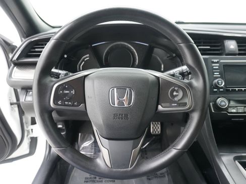 Used 2018 Honda Civic Sport image 15
