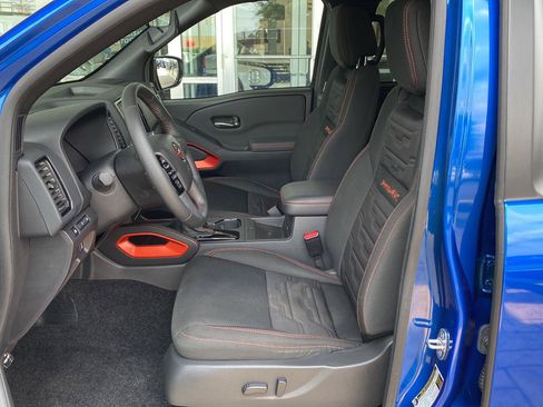 Used 2024 Nissan Frontier PRO-4X w/ Pro Convenience Package AWD/4WD image 18