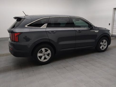 Used 2023 Kia Sorento LX FWD image 10