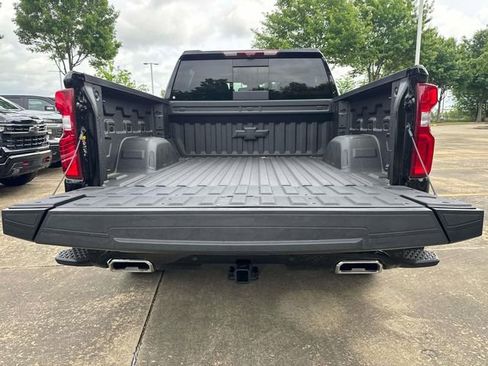 New 2026 Chevrolet Silverado 1500 High Country w/ Technology Package AWD/4WD image 10