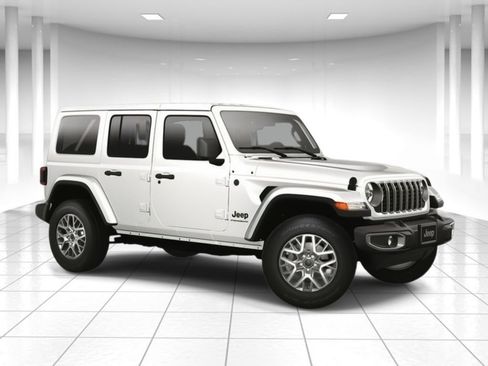 New 2025 Jeep Wrangler Sahara image 6