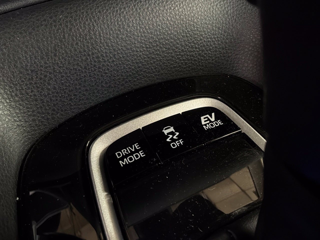 Used 2026 Toyota Corolla LE FWD image 28