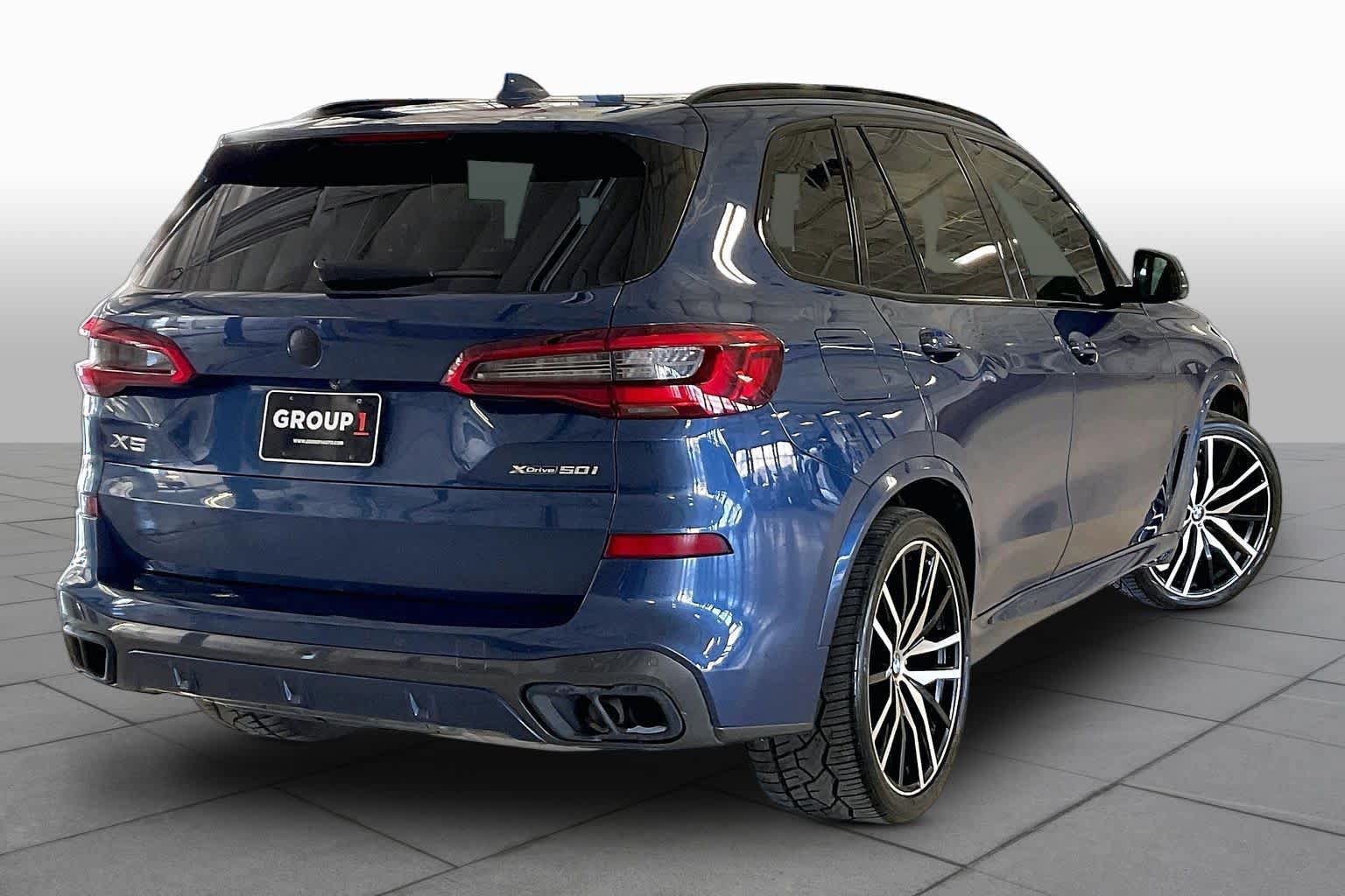 Used 2019 BMW X5 xDrive50i w/ M Sport Package AWD/4WD image 12