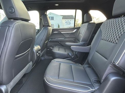 New 2026 GMC Acadia Denali image 29