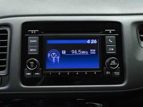 Used 2022 Honda HR-V LX image 29
