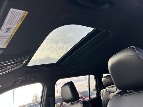 New 2025 Jeep Grand Cherokee L Altitude AWD/4WD image 23