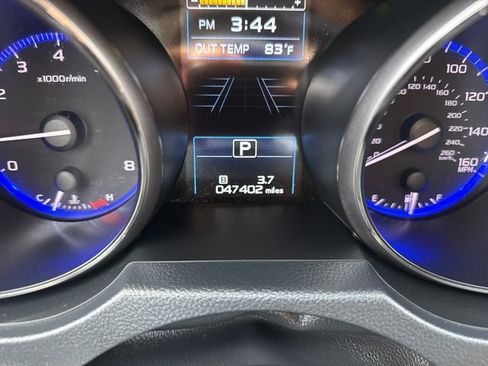Used 2019 Subaru Outback 3.6R Touring AWD/4WD image 21