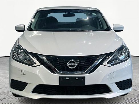 Used 2016 Nissan Sentra SV image 3