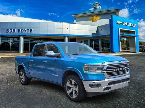 Used 2022 RAM 1500 Laramie AWD/4WD image 8