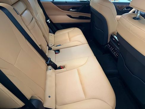 New 2026 Lexus LX 600 4WD w/ Luxury Package image 13
