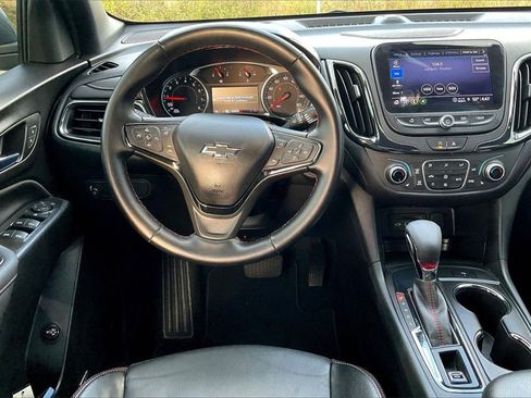 Used 2024 Chevrolet Equinox RS w/ RS Leather Package image 5