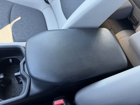 Used 2024 Toyota RAV4 XLE image 45