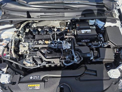 Used 2025 Toyota Corolla LE FWD image 27