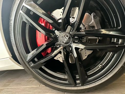 Used 2015 Audi R8 V10 image 23