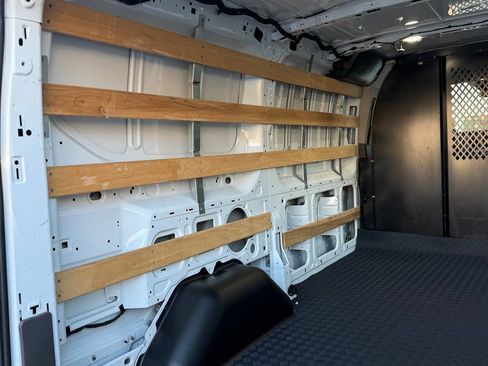 Used 2024 Ford Transit 250 Low Roof w/ Exterior Upgrade Package image 27