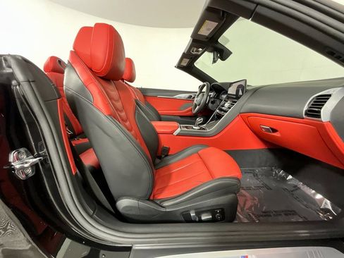 Used 2025 BMW 840i Convertible w/ M Sport Professional Package image 17