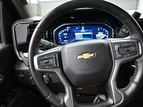 Used 2024 Chevrolet Silverado 2500 LT w/ Convenience Package AWD/4WD image 8