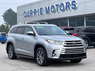 Used 2018 Toyota Highlander XLE AWD/4WD video 1