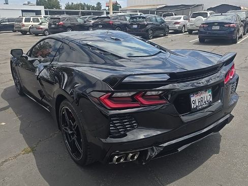 Used 2024 Chevrolet Corvette Stingray Premium Cpe w/ Z51 Performance Package RWD image 3