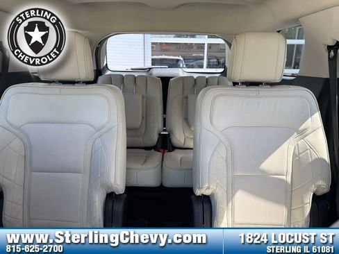 Used 2018 Ford Explorer Platinum AWD/4WD image 15