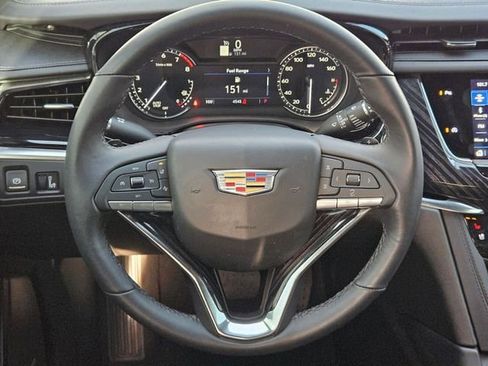 New 2025 Cadillac XT6 Premium Luxury image 14