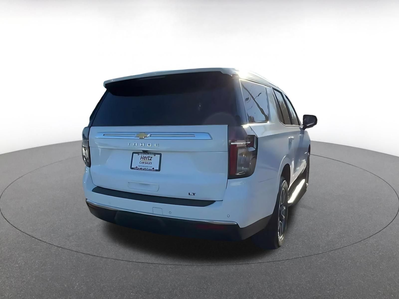 Used 2024 Chevrolet Tahoe LT w/ Luxury Package RWD image 13