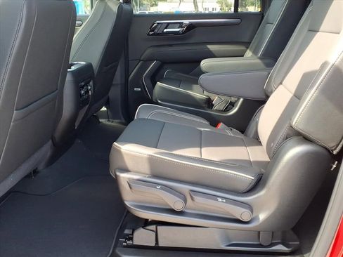 New 2026 Chevrolet Suburban Premier w/ Sun And Tow Package RWD image 18