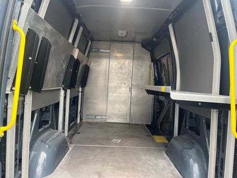 Used 2019 Mercedes-Benz Sprinter 144 image 10