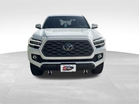 Used 2023 Toyota Tacoma TRD Off-Road w/ Black Out Package (TMS) AWD/4WD image 2