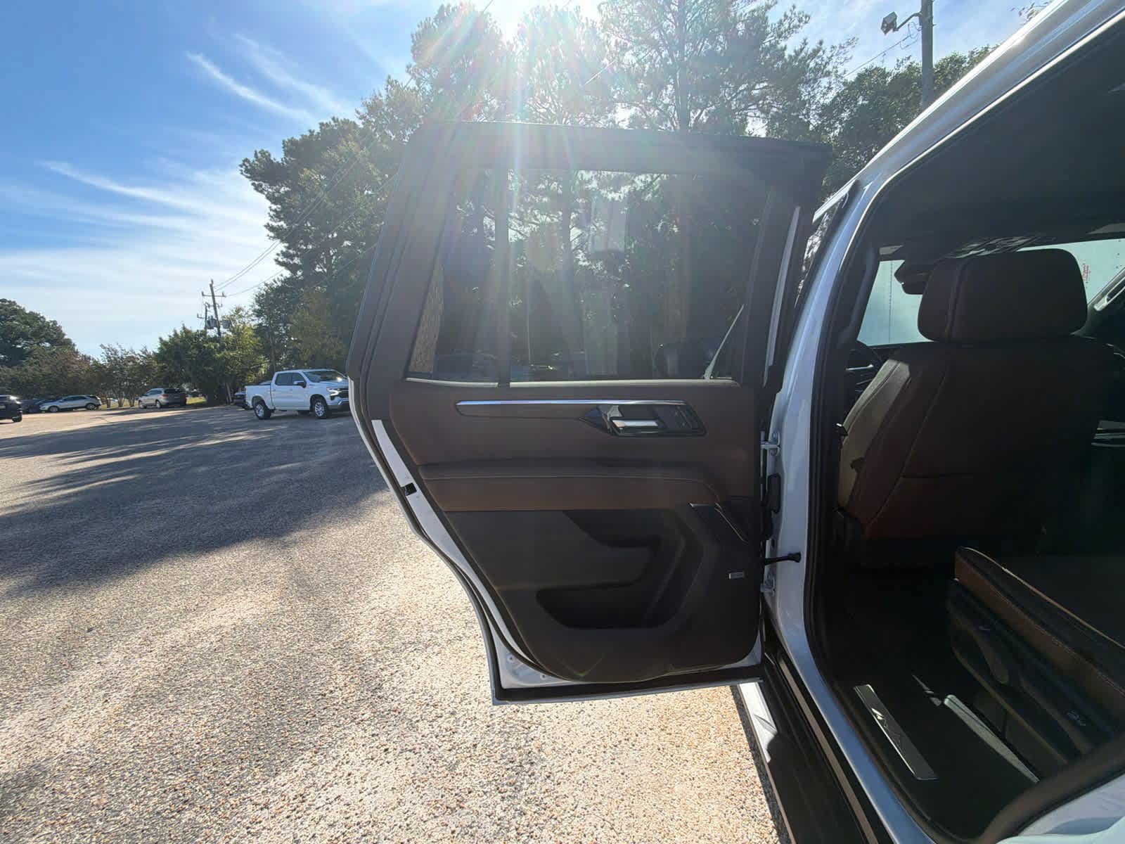 New 2027 Chevrolet Tahoe High Country w/ Sun And Tow Package AWD/4WD image 34