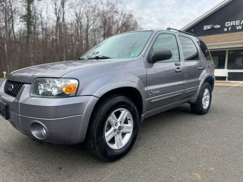 Used 2007 Ford Escape 4WD Hybrid image 3