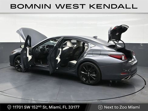 Used 2023 Lexus ES 350 F Sport w/ Accessory Package (Z2) image 31