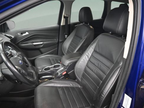 Used 2016 Ford Escape Titanium w/ Equipment Group 301A AWD/4WD image 31