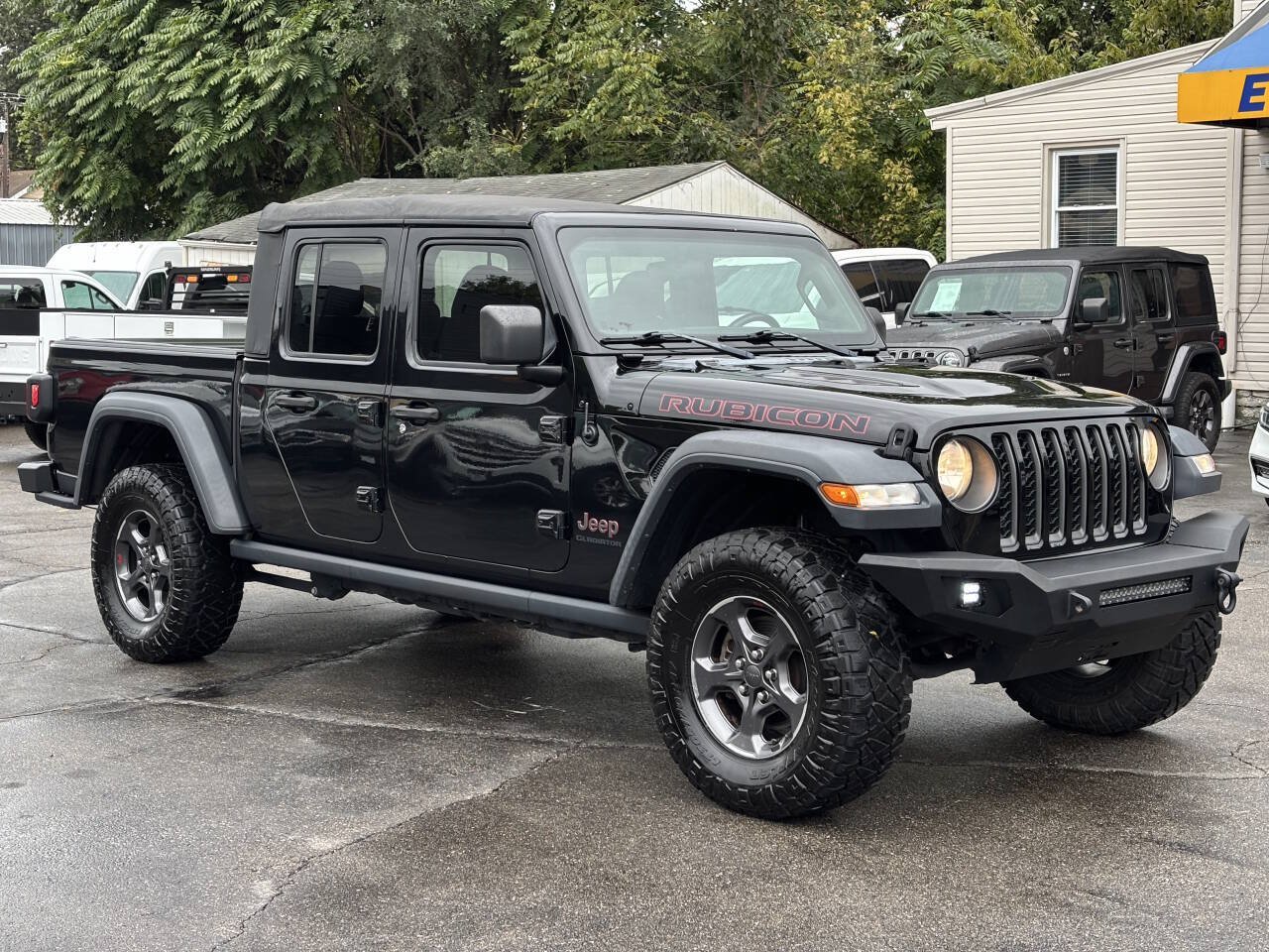 Used 2020 Jeep Gladiator Rubicon w/ Trailer Tow Package AWD/4WD image 2