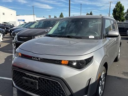 Used 2024 Kia Soul LX w/ Option Group 015