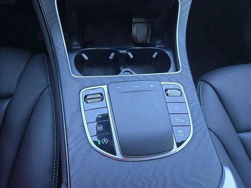 Certified 2022 Mercedes-Benz GLC 300 image 11