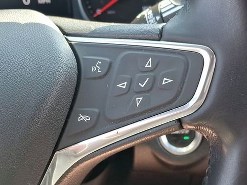 Used 2019 Chevrolet Equinox LT image 23