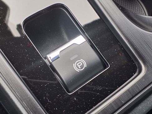 New 2026 Subaru Outback Premium image 16