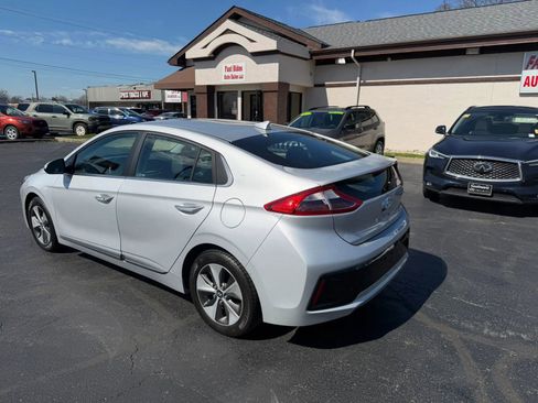 Used 2017 Hyundai Ioniq Limited image 4